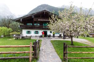 20190520_0094_Exkursion_Ramsau_Infocenter_KLF