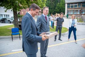 tedennezavtzene45511706