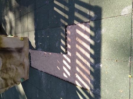 poškodovano igrišče